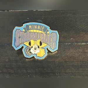 Disney Trading Pin - Minnie cheerleader